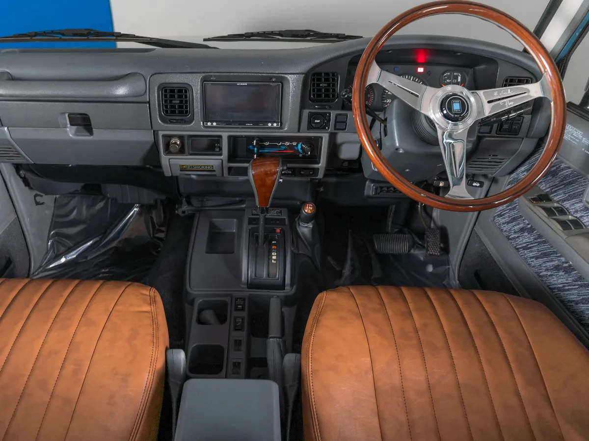 1995 TOYOTA LAND CRUISER PRADO 