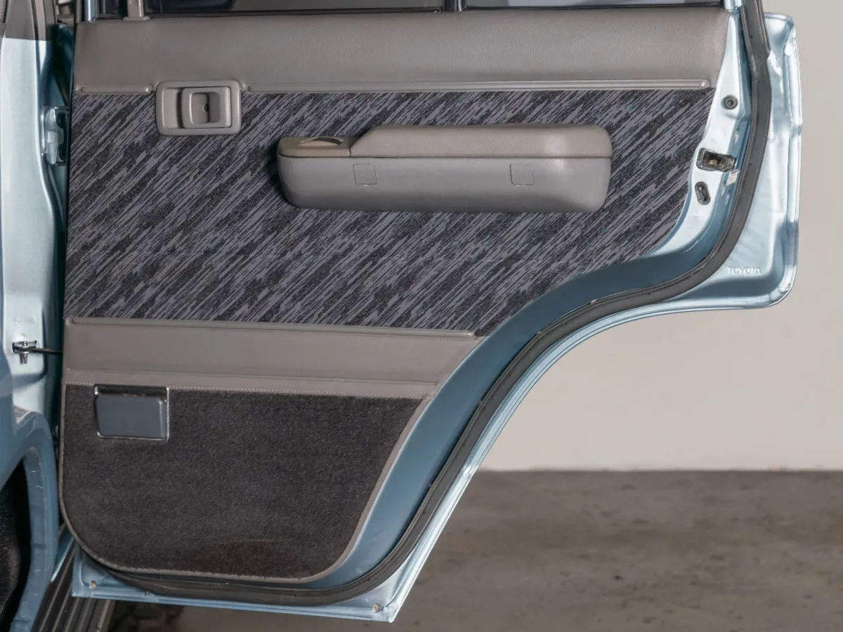 1995 TOYOTA LAND CRUISER PRADO 