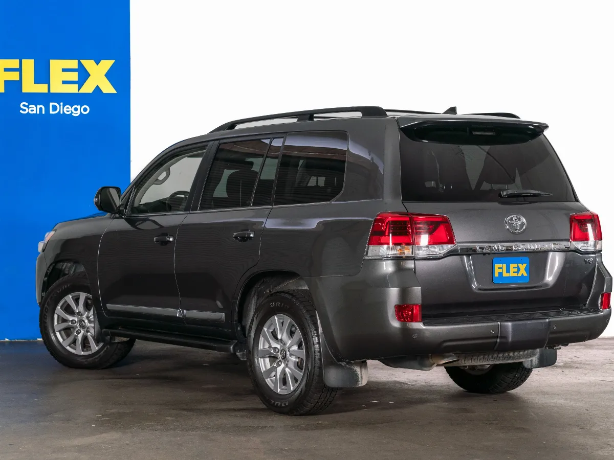 2017 Toyota Land Cruiser 