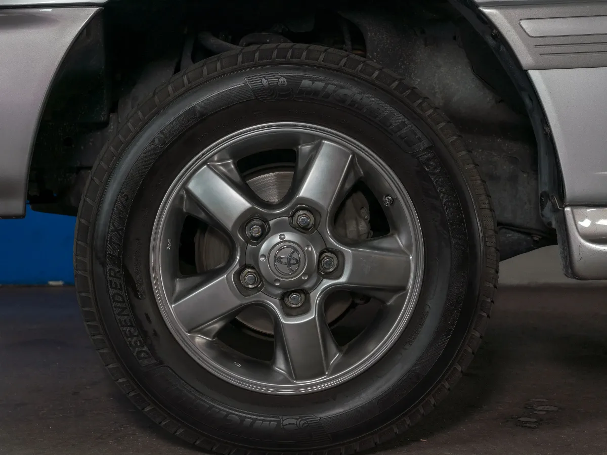 2006 Toyota Land Cruiser 