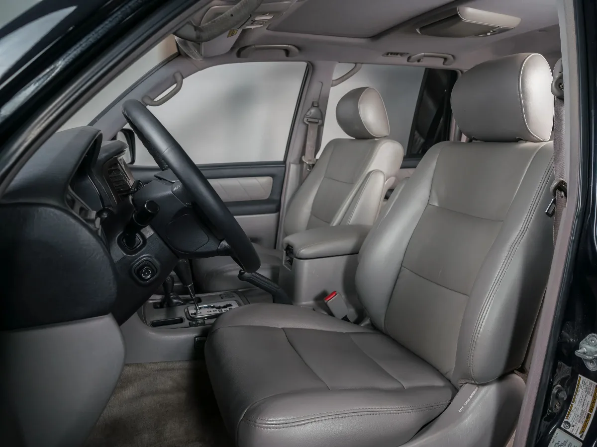2004 Toyota Land Cruiser 