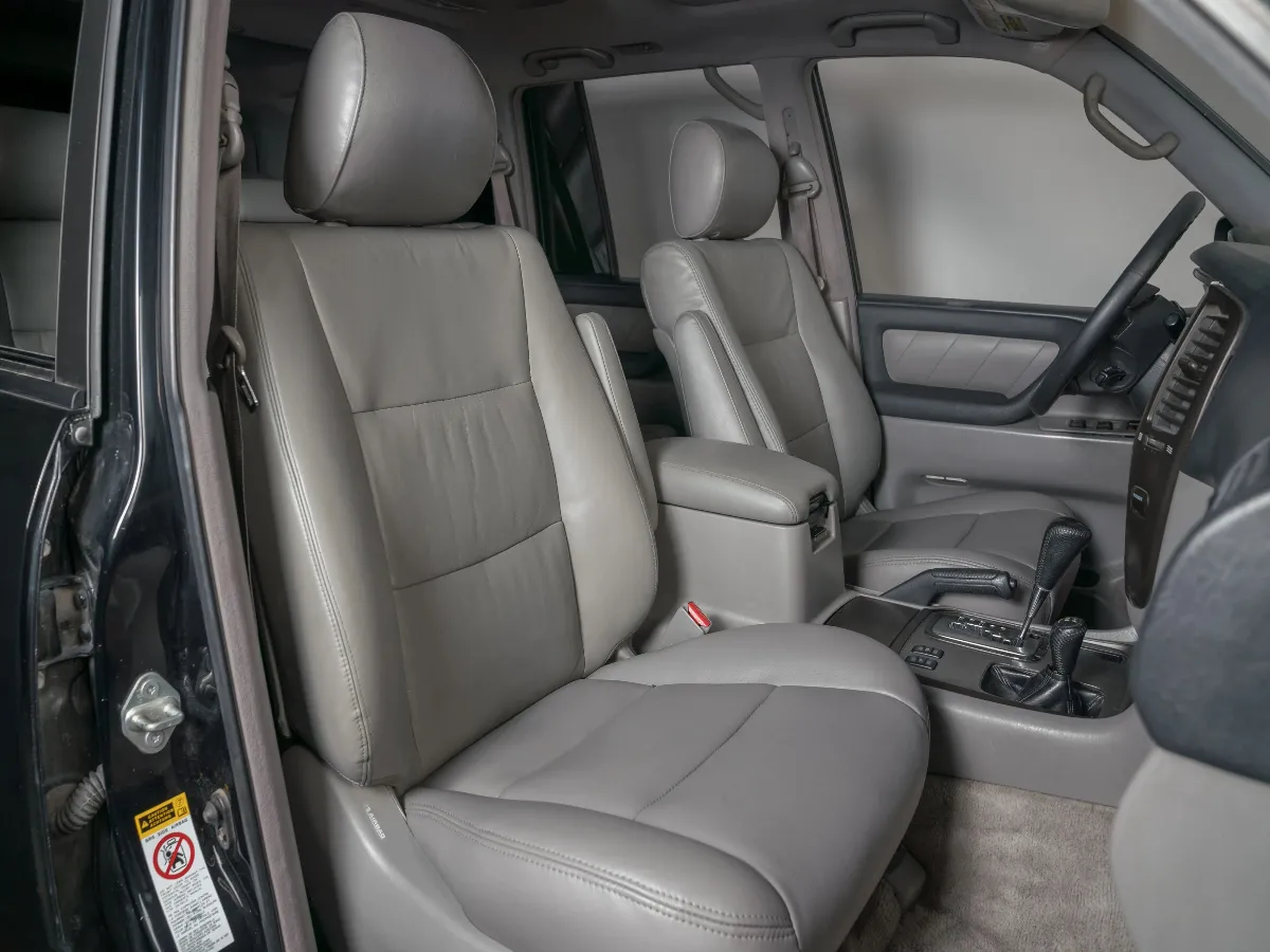 2004 Toyota Land Cruiser 