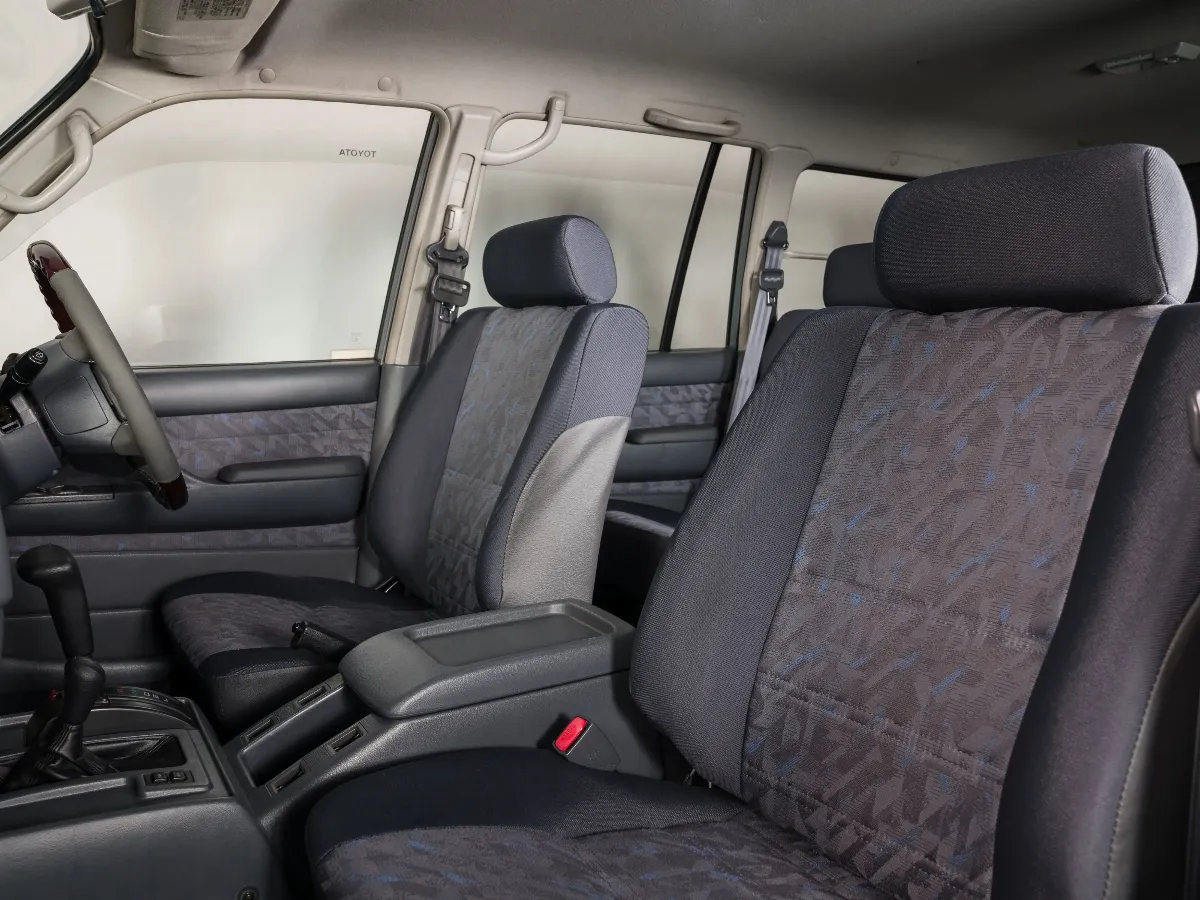 1996 TOYOTA LAND CRUISER 