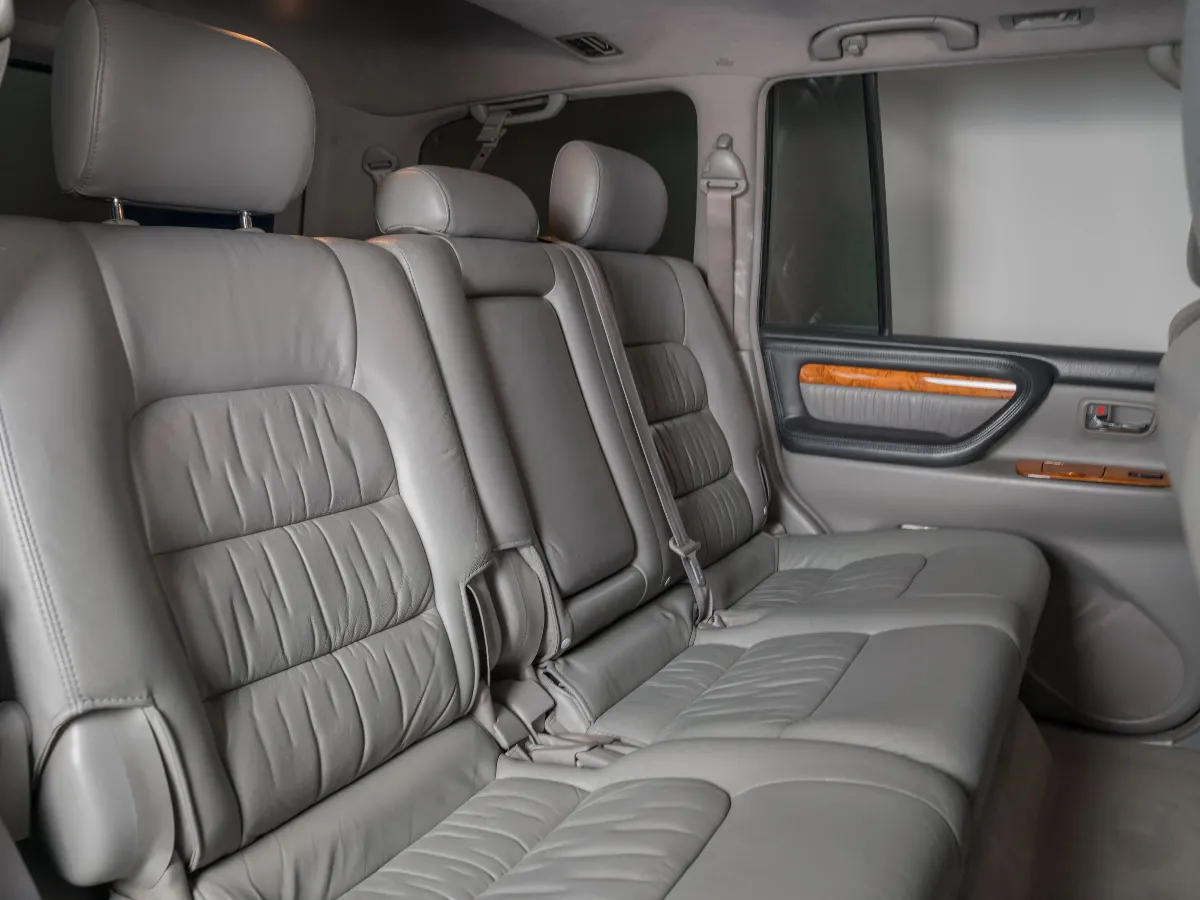 2006 Lexus LX 
