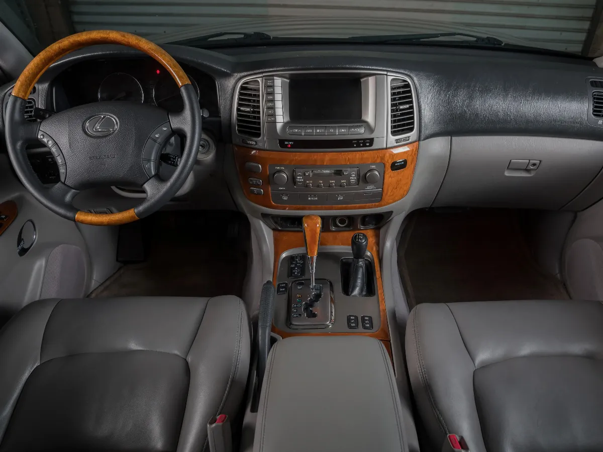 2006 Lexus LX 