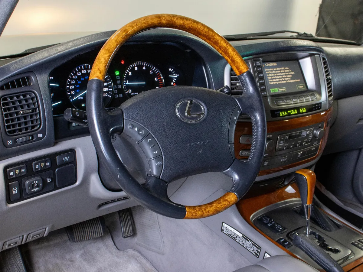 2006 Lexus LX 