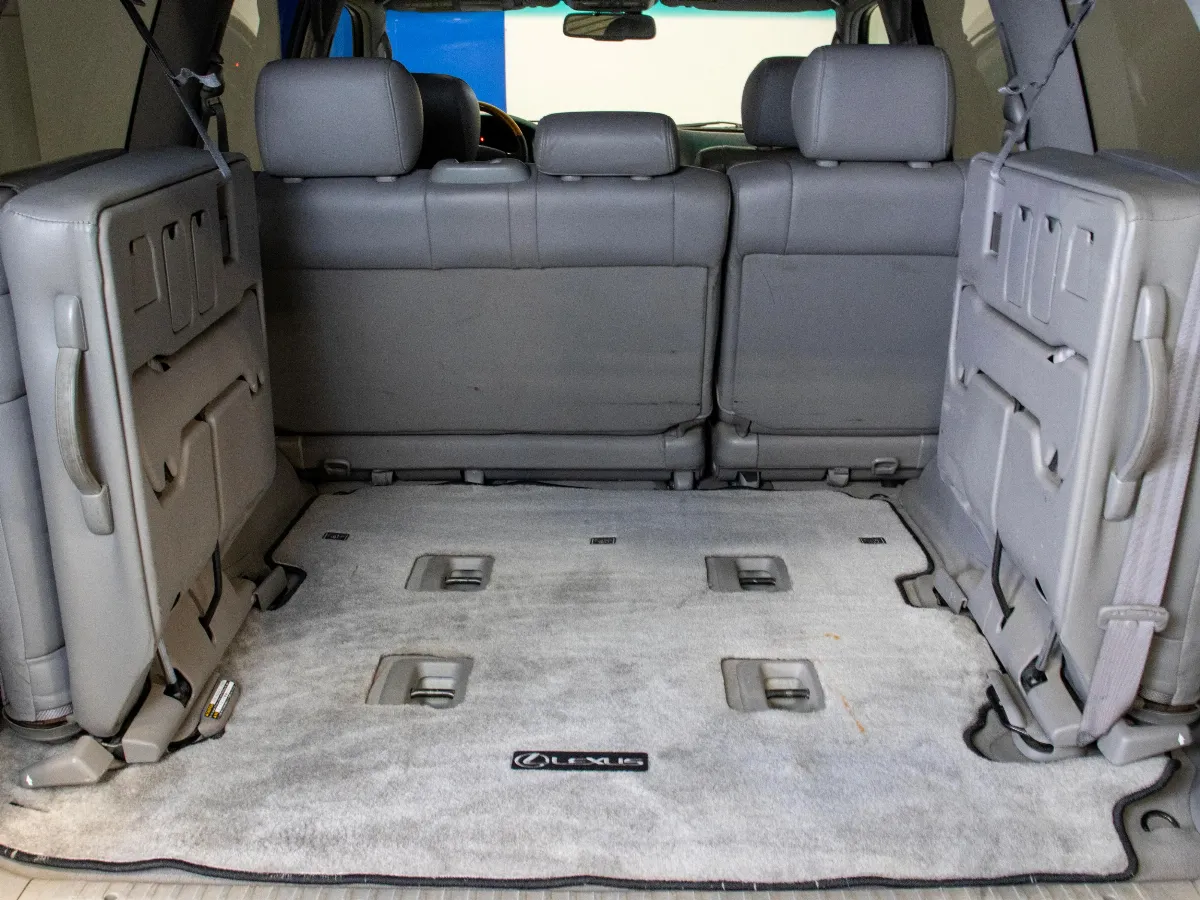 2006 Lexus LX 